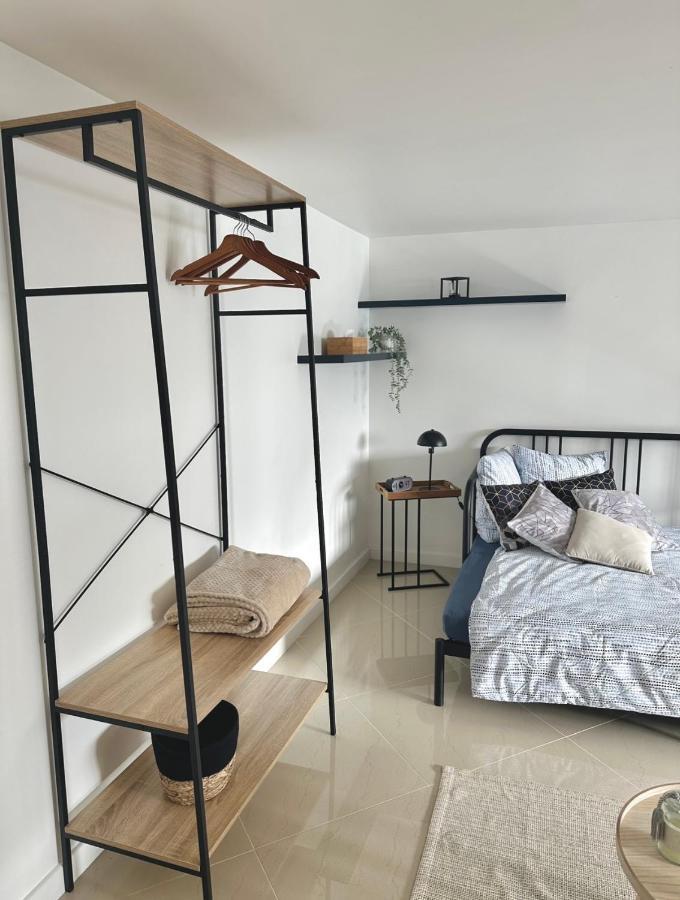 Apartament Petite Maison Studio Tout Confort Cosy Givors Autoroute Et Gare Zewnętrze zdjęcie