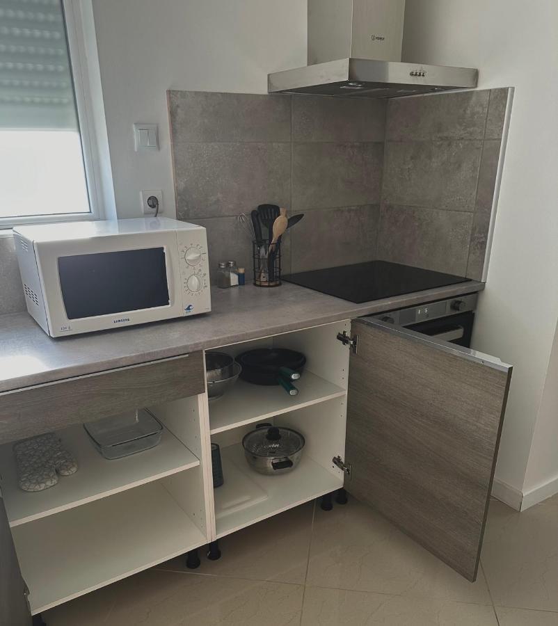 Apartament Petite Maison Studio Tout Confort Cosy Givors Autoroute Et Gare Zewnętrze zdjęcie