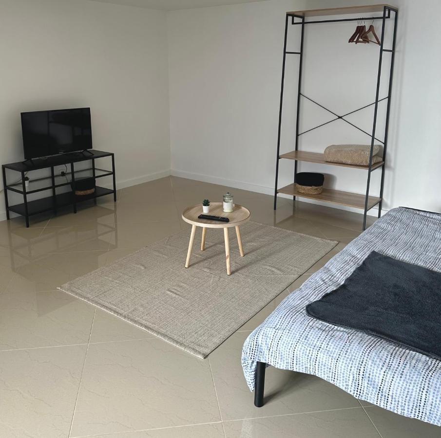 Apartament Petite Maison Studio Tout Confort Cosy Givors Autoroute Et Gare Zewnętrze zdjęcie